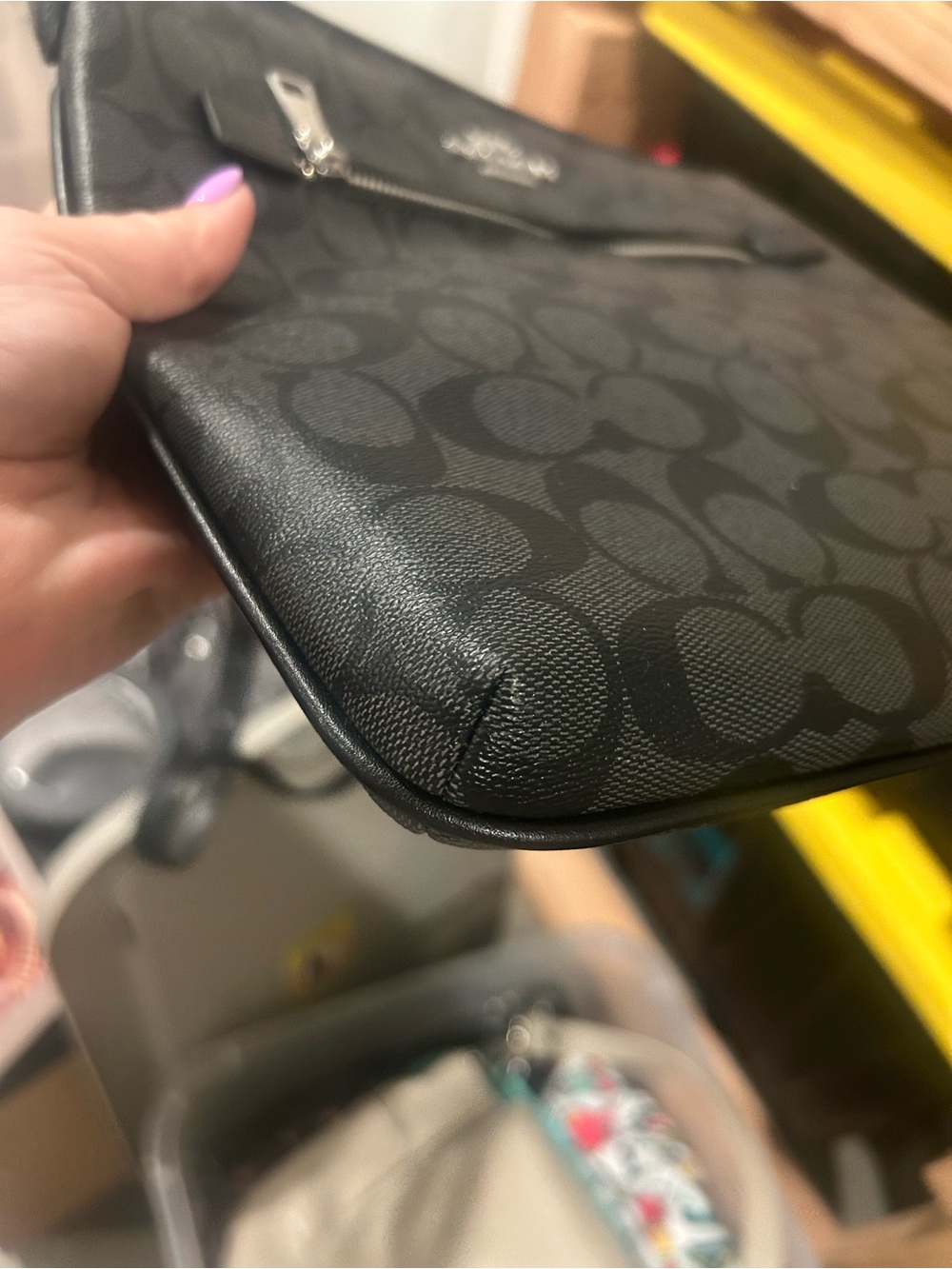 Coach women’s Signature Messenger Bag in Black/Gray - Picture 7 of 7
